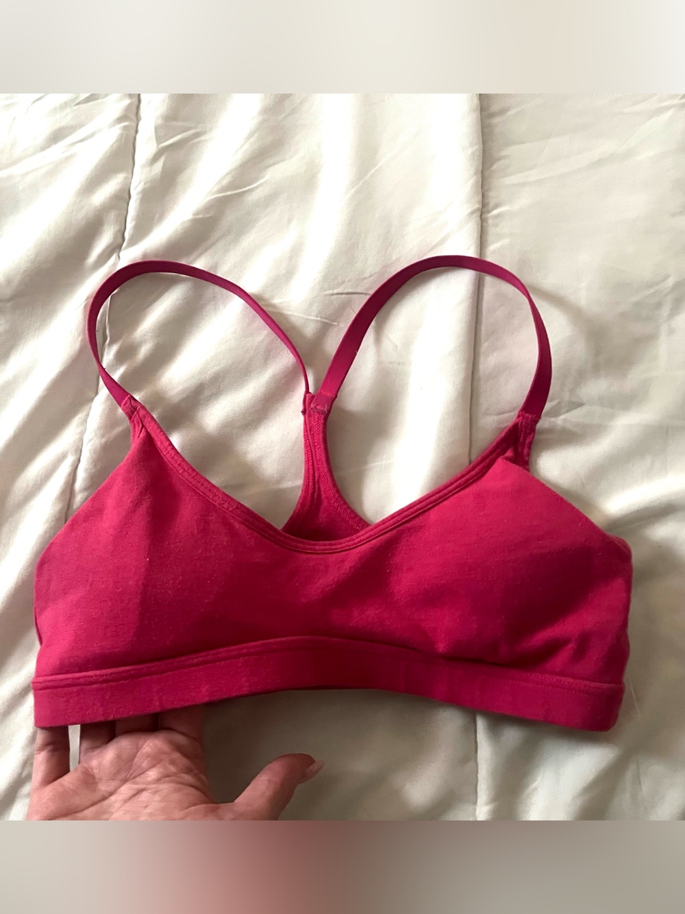 Victoria's Secret Wireless Bralette in Bright Pink